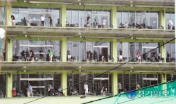 [포토뉴스] 연수구 전국 최초 코로나 19예방 골프장 휴장 조치