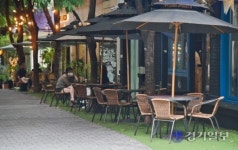 [포토뉴스] 한산한 용인 보정동 카페거리