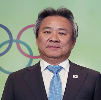 이기흥, 41대 대한체육회장 당선…'재선 성공'