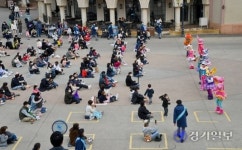 [포토뉴스] 주말맞아 놀이공원 찾은 시민들