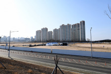 인천 송도 연세대 2단계 조성사업, GS VS 현대 소송전 치열