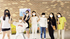 [꿈꾸는 경기교육] “우린 비와도 걱정 없어요” 화성 상신초, 함께 쓰는 우산 비치