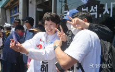 연천군 전곡시장 찾은 국민의힘 김은혜 경기도지사 후보 [포토뉴스]