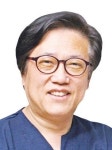 [인천시론] 너무 예쁜 광장과 시청 출입이 주는 단상