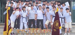 경희대, 대학연맹회장기 태권도 남녀 종합우승 ‘쾌거’