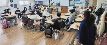 [꿈꾸는 경기교육] 친구와 독서 토론 통해 함께 성장