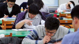 추운 겨울..이곳만은 학구열로 후끈