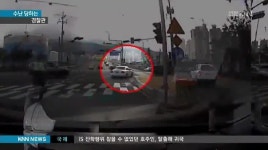 경찰관 차에 매단 채 150미터 질주