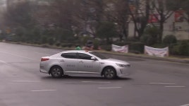 두달만에 접은 '불법 좌회전' 단속