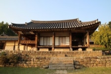 바람이 지나는 길 위의 한옥