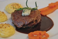 맛있는 스테이크를 구워라! 키위로 연하게~ 센불로 촉촉하게~