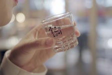 하루 소주 몇 잔이 몸에 이로운 까닭