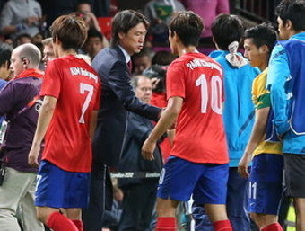 2025 동아시안컵, 홍콩에 2-0 승리한 한국 대표팀, 한일전 기대감 높아져