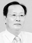 [김주남 칼럼] 손가락 내놓고 달을 보라고?