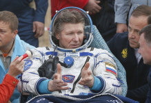 가장 오래 우주 체류 파달카 지구 귀환