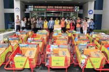 온정 실은 사랑의 리어카