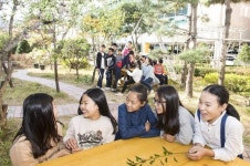 가야초등 부산 첫 학교숲…우린 숲길로 등교해요