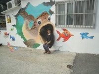 진해 평지마을 벽화…마치 바닷 속에 들어온 듯