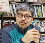 공부방 같은 열람실 다 없앤 건 도서관 본연의 모습 찾자는 것