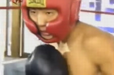 권아솔, 과거 복싱 챔피언 지인진에게도 노가드 매너 논란