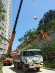 거제 신축 아파트 산사태 날벼락…주민 