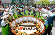 우리 동네 최고 비빔밥처럼 화합