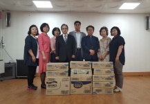 감천1동 행복마을공동체, 감천중학교와 장평중학교에 여성용품 전달