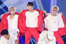 [포토] 더블에스301 “공연이 그대로 화보” (수원 K-POP 슈퍼콘서트)