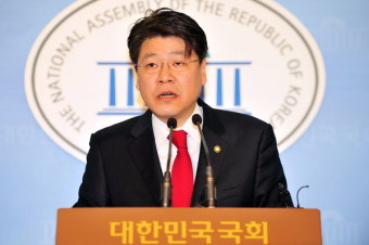 새누리당 장제원 의원, 선거법 위반 혐의 검찰 조사