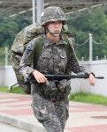 철녀 여군, 특급전사 선발시험  3년 연속 합격