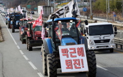 26일 5차 촛불집회, 전농 트랙터 등 1000여대 서울 진입 시도...경찰과 충돌 우려