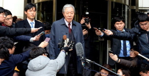 최순실`검찰 태블릿PC 놓고 공방...감정 필요 vs  최 씨 혐의 자료 아냐