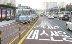 [BRT 개통] 2차로서 U턴·좌회전…버스와 충돌 주의