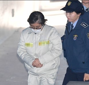 헌재, 윤석열 대통령 탄핵심판 더욱 복잡해지고 길어져