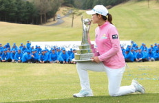 박민지, 데뷔 열흘 만에 KLPGA 우승