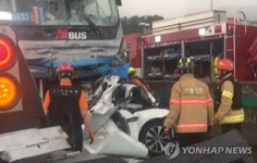 경찰 경부고속도로 사고 버스기사 구속영장 방침... 2명 사망 16명 부상