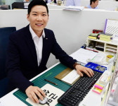 신의 직장을 뚫은 지역 청년들  부산은행 한수웅 계장
