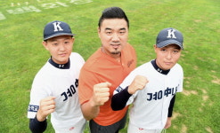 스포츠 스타…꿈나무를 만나다  야구 - 롯데 송승준과 경남중 나형준·최영환