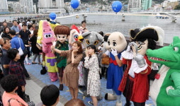 거리로 나온 예술제