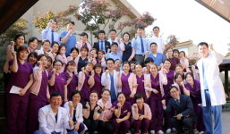 웰니스병원, 개원 13주년 기념예배