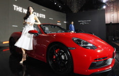 포르쉐 더 뉴 718GTS 출시