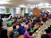 사하구 다대교회 효도밥상 제공