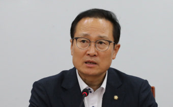 더불어민주당 홍영표 원내대표 “민생정책 효과 위해 국회 정상화 시급”