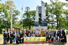 대한민국무공수훈자회 부산지부, 충혼탑과 칠연의총 참배