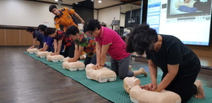 부산 동래소방서 홍보교육팀, 심폐소생술 교육 실시