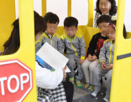 부산 3살 여아 어린이집 차량에 2시간 방치… 어린이집 측 은폐 의혹