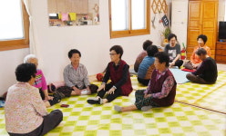 고령사회 부산, 변죽만 울리는 노인복지