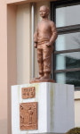초등학교 ‘반공소년 이승복’ 동상 철거 논란
