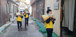 한전KDN㈜ 부산울산지역본부, 사하사랑채노인복지관 연계 경로당 방문·쌀 전달