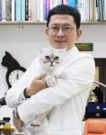 [펫 칼럼] 도심 일원된 길냥이…개체 수 조절 ‘TNR(포획·중성화·방사)’ 도와야